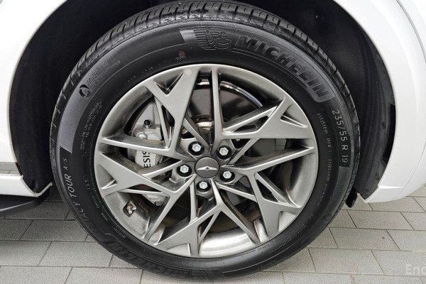 2022 Genesis GV70 с пробегом 31 184 км