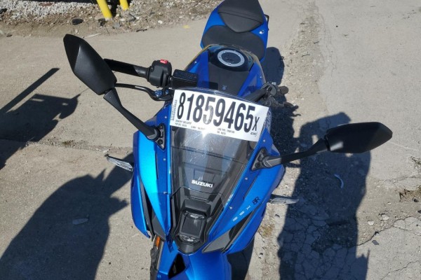 2024 Suzuki GSX800, F с пробегом 5 203 км