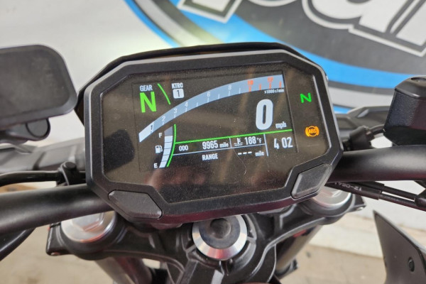 2024 Kawasaki ER650, N с пробегом 16 037 км