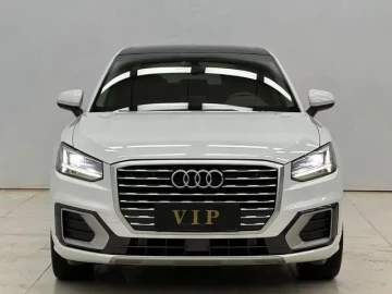 2022 Audi Q2 с пробегом 12 000 км