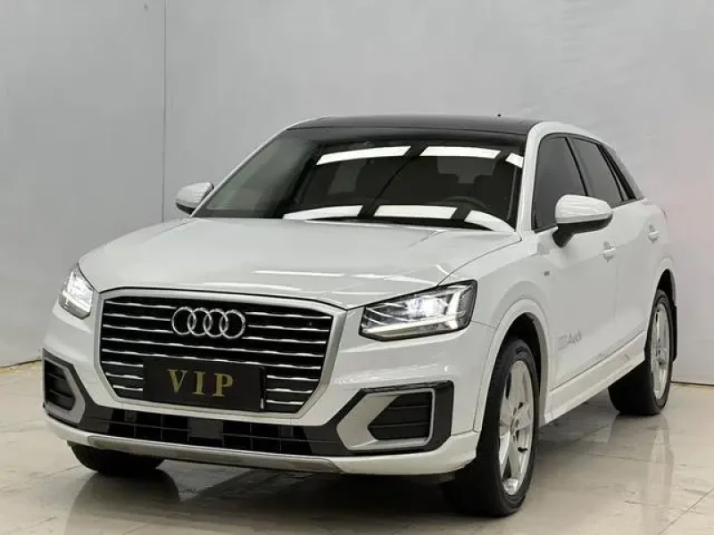 2022 Audi Q2 с пробегом 12 000 км