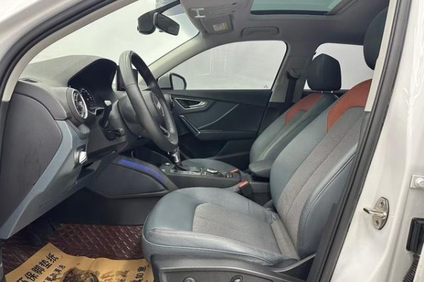 2022 Audi Q2 с пробегом 12 000 км