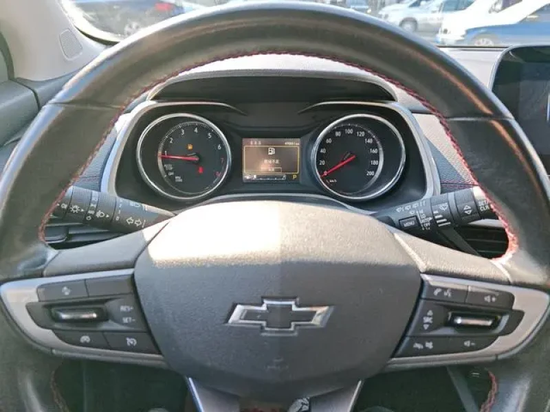 2021 Chevrolet Tracker с пробегом 49 000 км