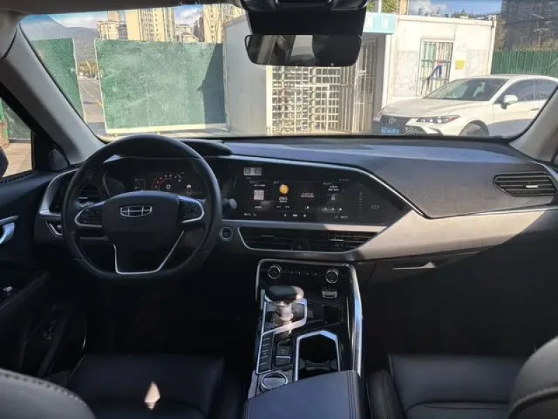 2021 Geely Tugella с пробегом 45 000 км