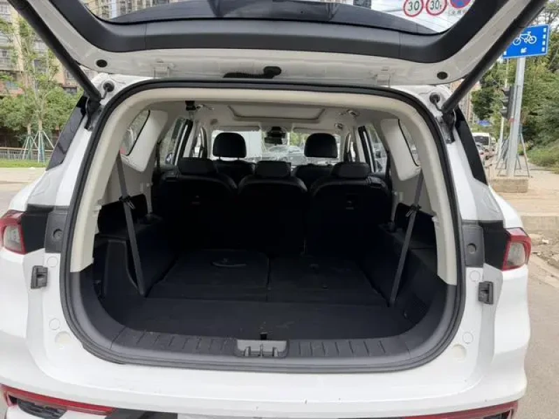 2021 Geely Okavango с пробегом 36 000 км