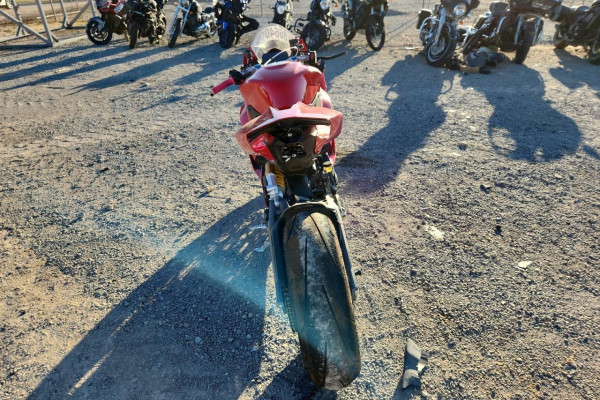 2025 Ducati Panigale, V2 с пробегом 1 379 км