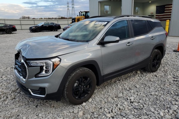 2024 GMC Terrain с пробегом 12 898 км