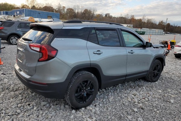 2024 GMC Terrain с пробегом 12 898 км