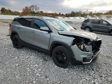 2024 GMC Terrain с пробегом 12 898 км