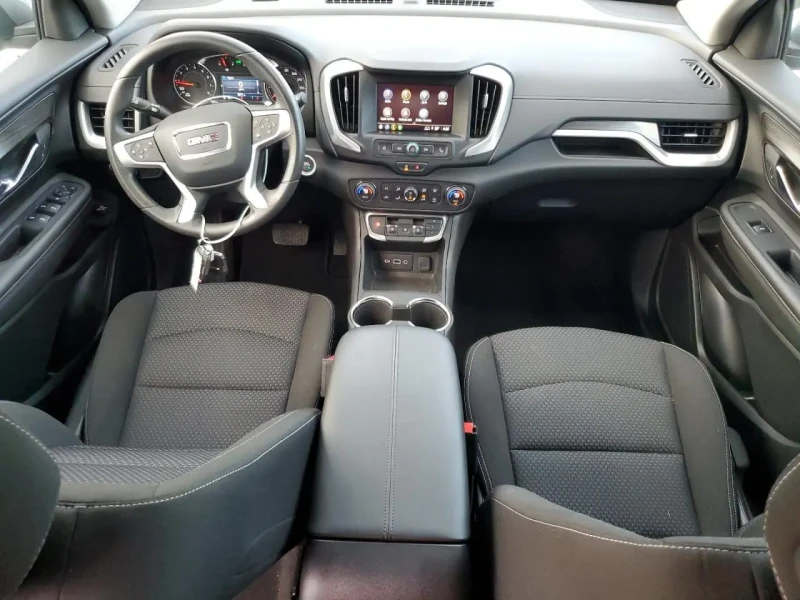 2024 GMC Terrain с пробегом 12 898 км