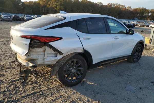 2023 Buick Envista с пробегом 47 490 км