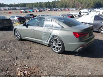 2022 Audi A6 с пробегом 10 192 миль