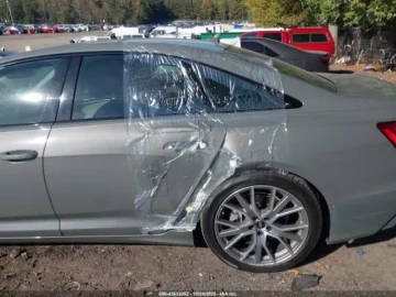2022 Audi A6 с пробегом 10 192 миль