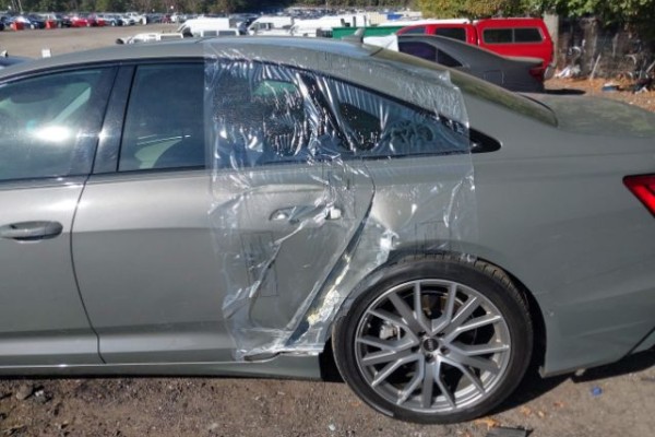 2022 Audi A6 с пробегом 10 192 миль