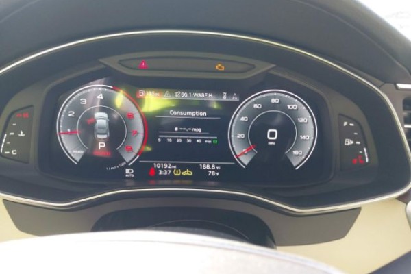 2022 Audi A6 с пробегом 10 192 миль