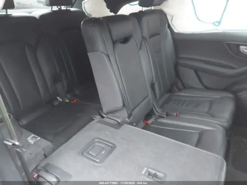 2017 Audi Q7 с пробегом 144 000 миль