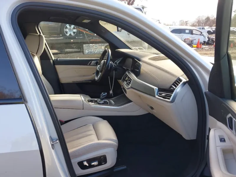 2022 BMW X5 с пробегом 40 000 миль