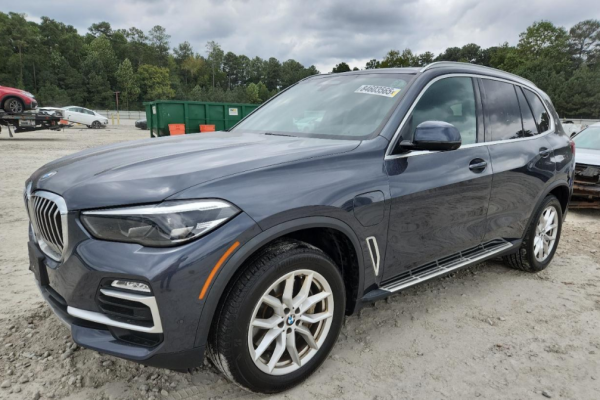 2021 BMW X5 с пробегом 129 000 миль