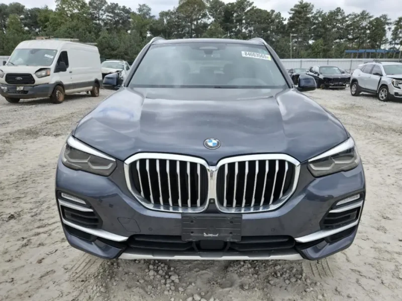 2021 BMW X5 с пробегом 129 000 миль