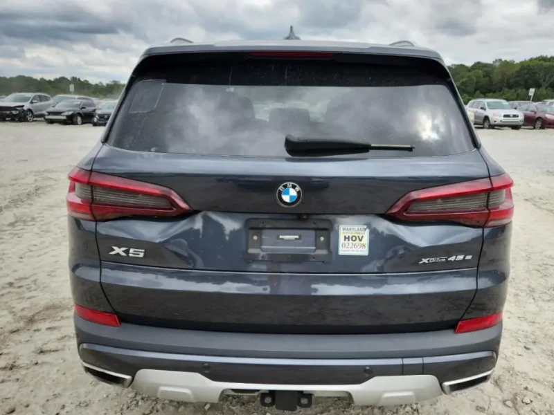 2021 BMW X5 с пробегом 129 000 миль
