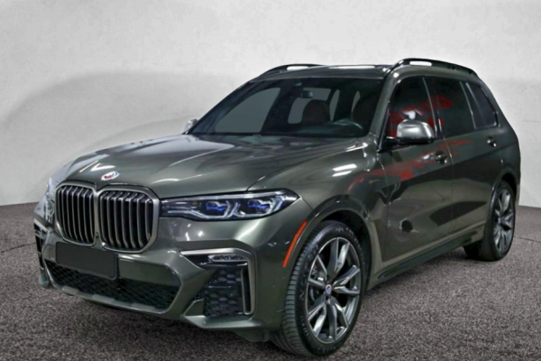 2022 BMW X7 с пробегом 83 000 миль