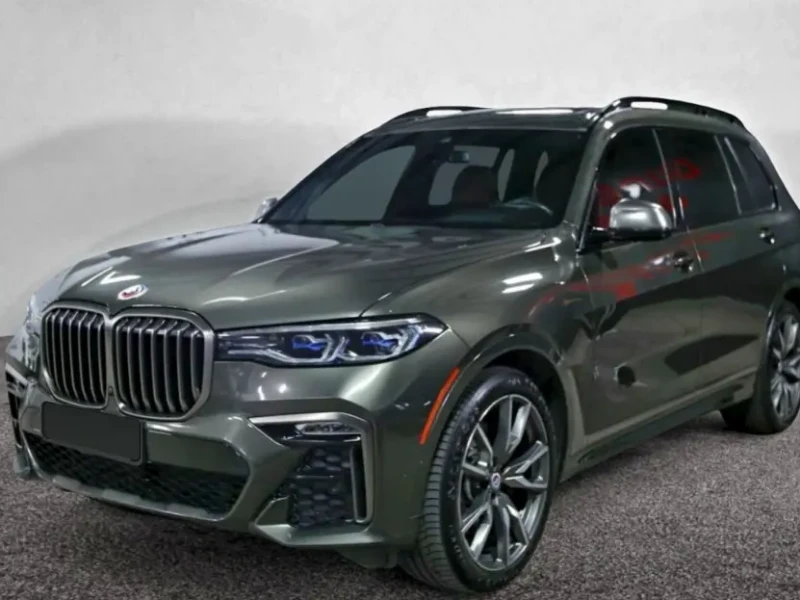 2022 BMW X7 с пробегом 83 000 миль