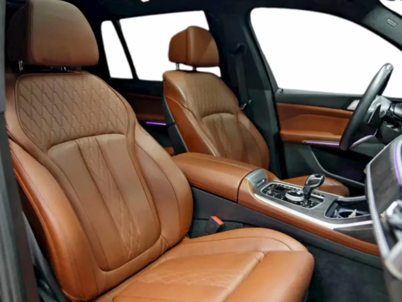2022 BMW X7 с пробегом 83 000 миль