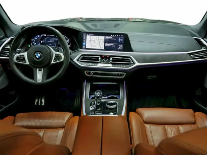 2022 BMW X7 с пробегом 83 000 миль
