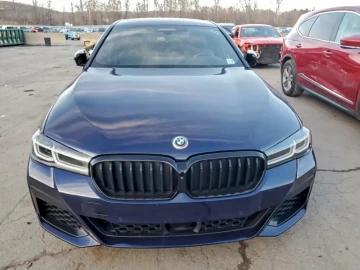 2022 BMW M5 с пробегом 29 000 миль