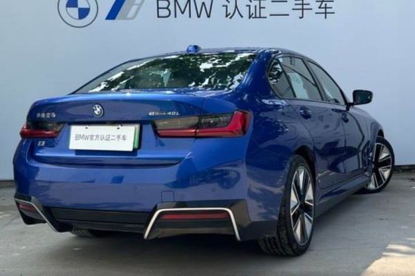 2022 BMW i3 с пробегом 34 000 км