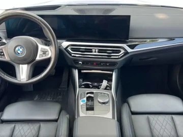 2022 BMW i3 с пробегом 34 000 км