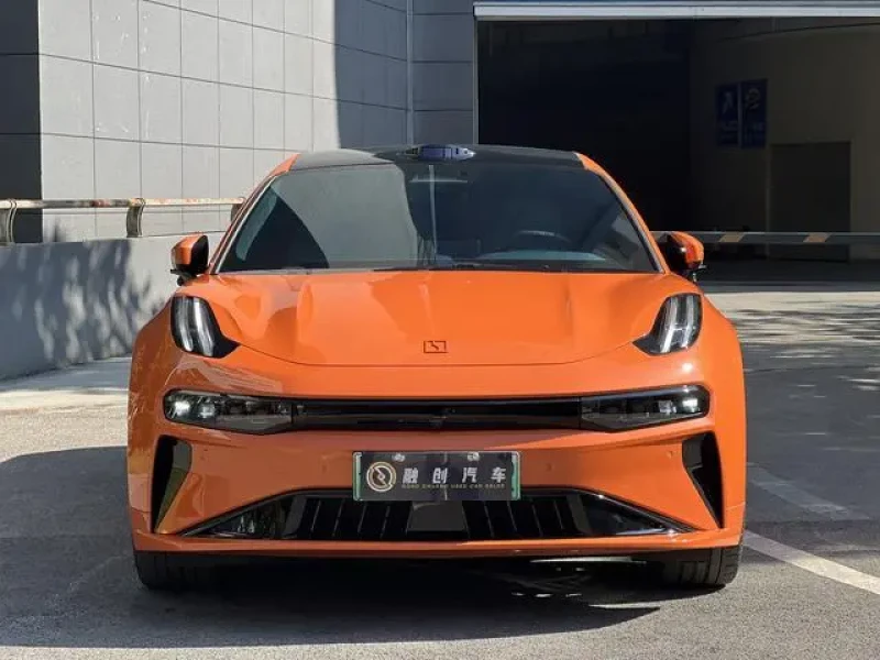 2024 Zeekr 001 с пробегом 15 000 км