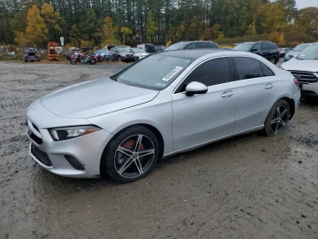 2021 Mercedes-Benz A-Класс с пробегом 90 598 км