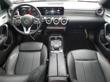 2021 Mercedes-Benz A-Класс с пробегом 90 598 км