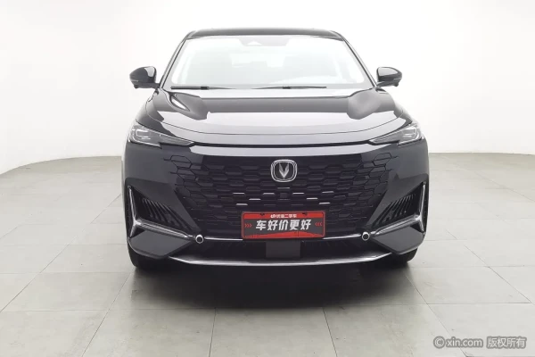 2022 Changan UNI-K с пробегом 32 000 км