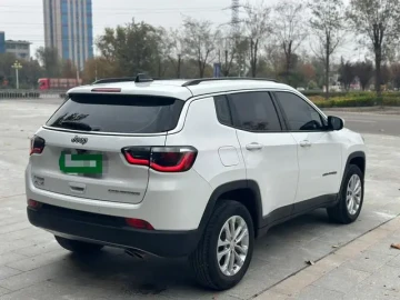 2022 Jeep Compass с пробегом 19 000 км