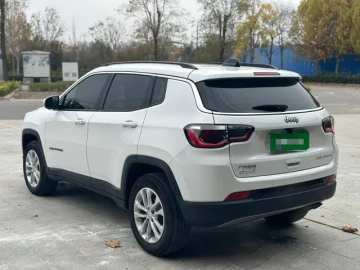 2022 Jeep Compass с пробегом 19 000 км
