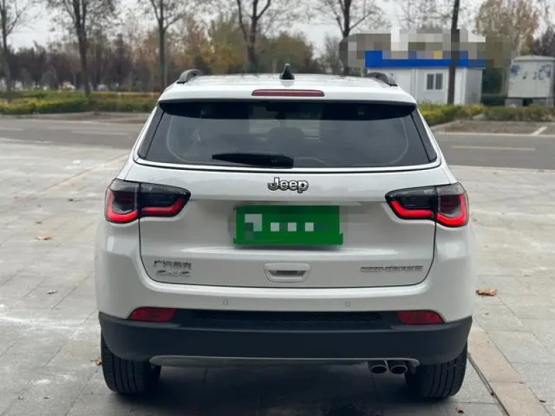 2022 Jeep Compass с пробегом 19 000 км