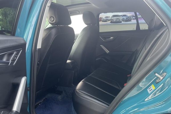 2021 Audi Q2 с пробегом 35 200 км