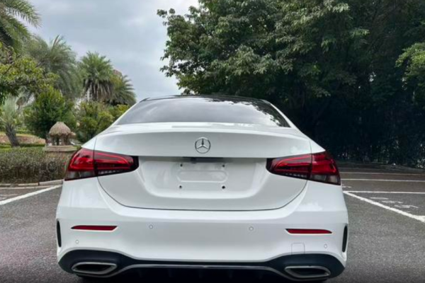 2021 Mercedes-Benz A-Класс с пробегом 40 000 км