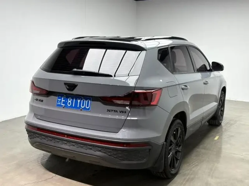 2022 Jetta VS5 с пробегом 31 000 км