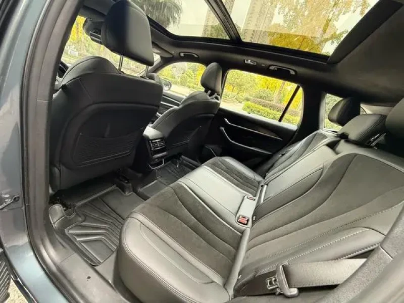 2022 Geely Xingyue L с пробегом 101 000 км