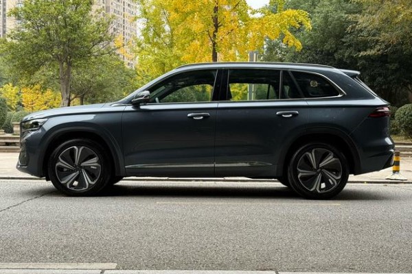 2022 Geely Xingyue L с пробегом 101 000 км