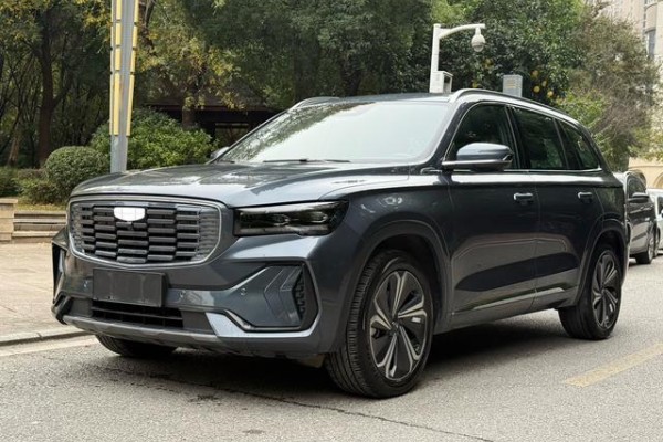 2022 Geely Xingyue L с пробегом 101 000 км