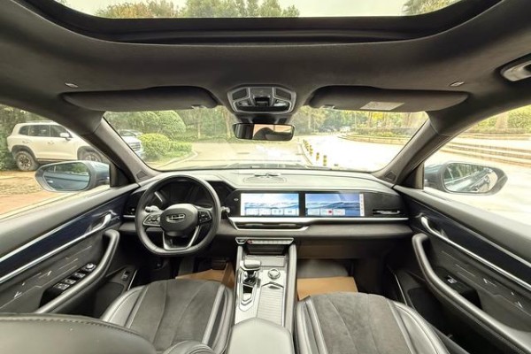 2022 Geely Xingyue L с пробегом 101 000 км