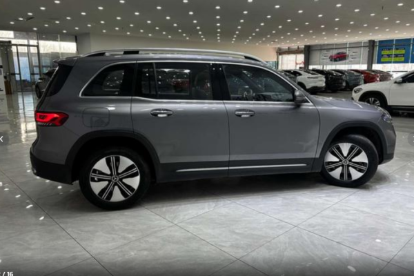 2024 Mercedes-Benz EQB с пробегом 55 000 км