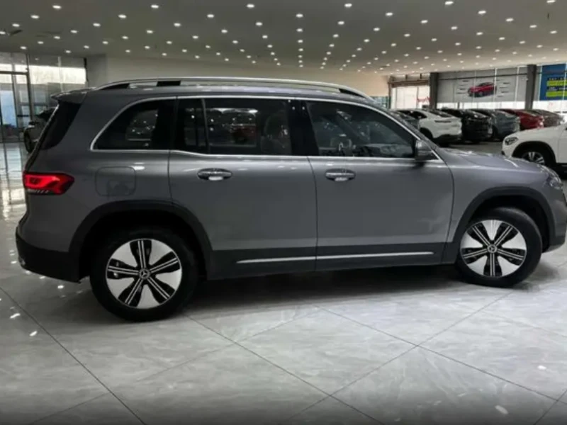 2024 Mercedes-Benz EQB с пробегом 55 000 км