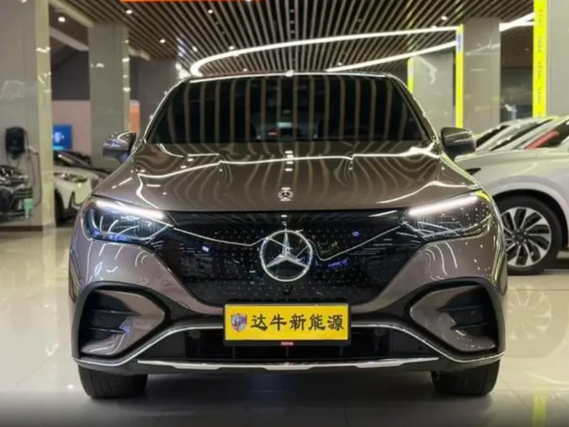 2023 Mercedes-Benz EQE SUV с пробегом 9 999 км