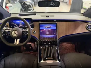 2023 Mercedes-Benz EQE SUV с пробегом 9 999 км