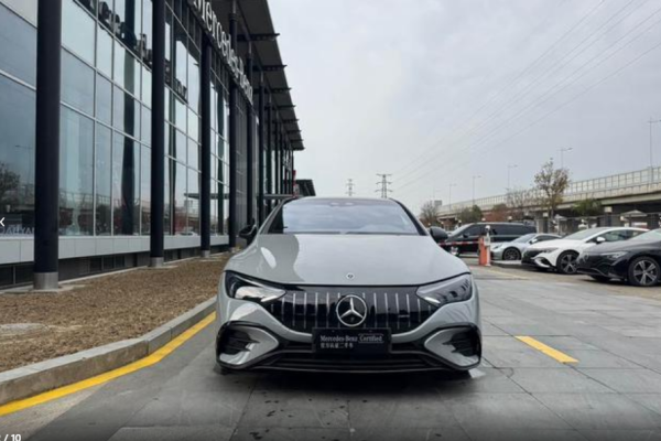 2023 Mercedes-Benz EQE AMG с пробегом 34 000 км